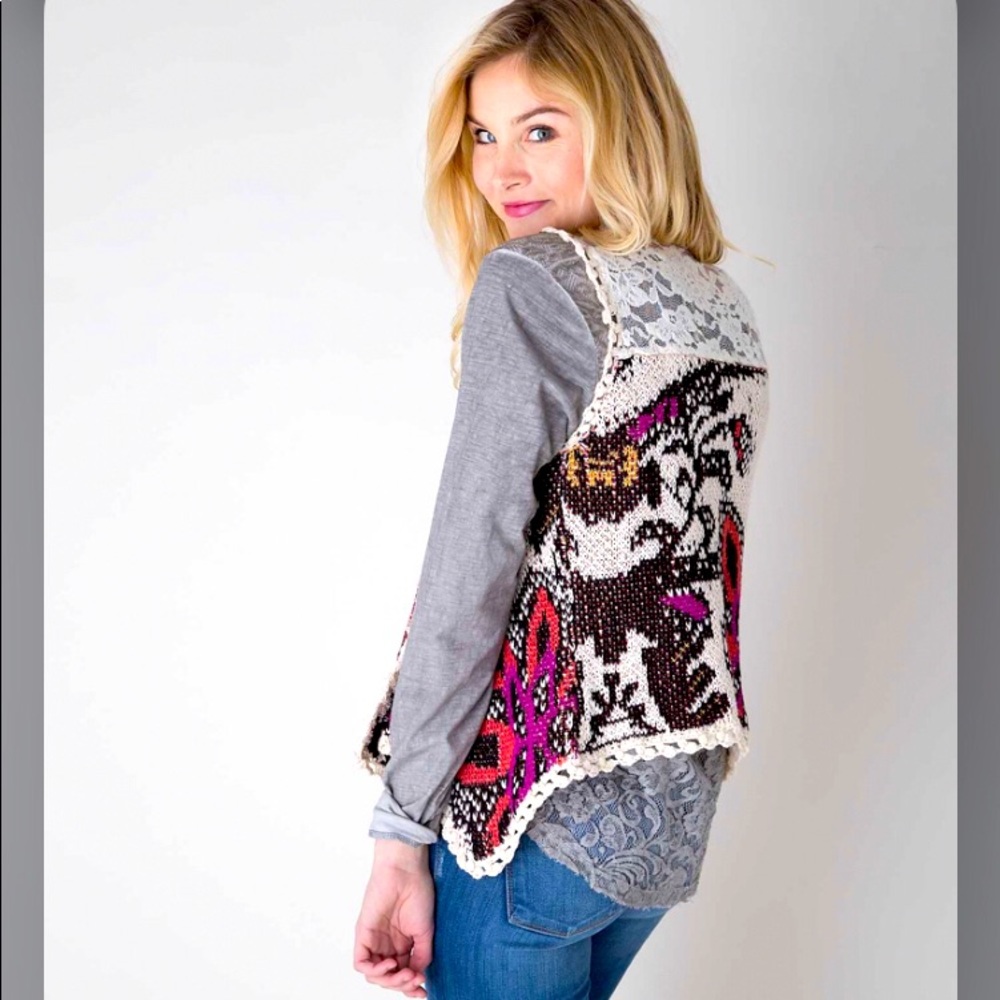 Gimmicks by BKE Boho Pieced Sweater Knit Lace Vest